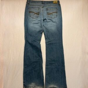 00s flare jeans with cute pockets